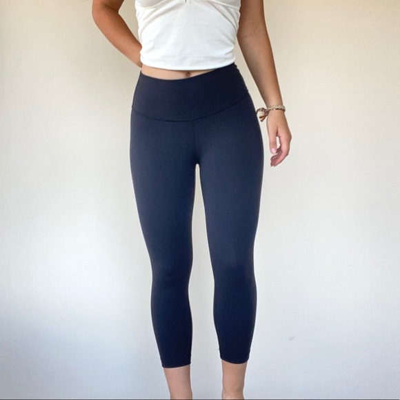 lululemon wunder under crops - Picture 2 of 6